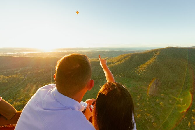 Cairns Hot Air Balloon Flight + Bad Fishy Jet Boating Cairns - Sunrise over the Atherton Tablelands