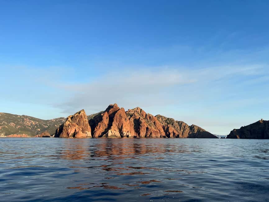 Calvi: Guided speedboat tour to Scandola - Leaving Calvi for Scandola’s protected coast