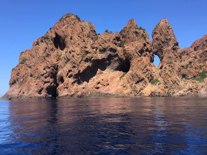 Calvi: Guided speedboat tour to Scandola and Girolata - Girolata is a proper stop, not a quick photo break