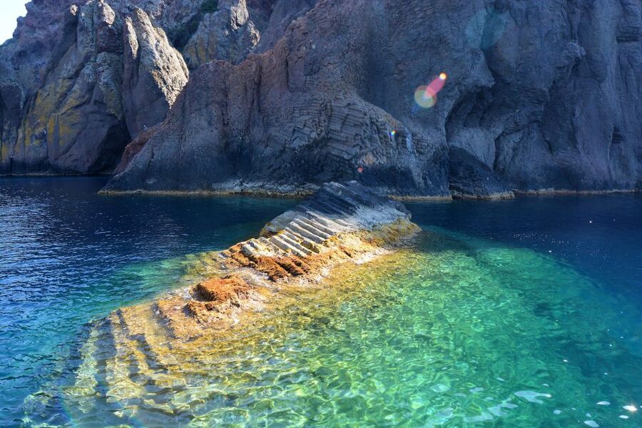 Cargèse:Scandola/Piana/Stop in Girolata Half-Day on RIB boat - Red rock and sea caves at Capo Rosso