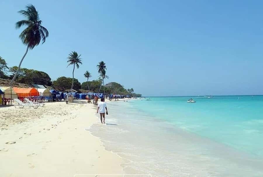 Cartagena: Playa Blanca BARU by speedboat with lunch - What to pack for the six-hour outing