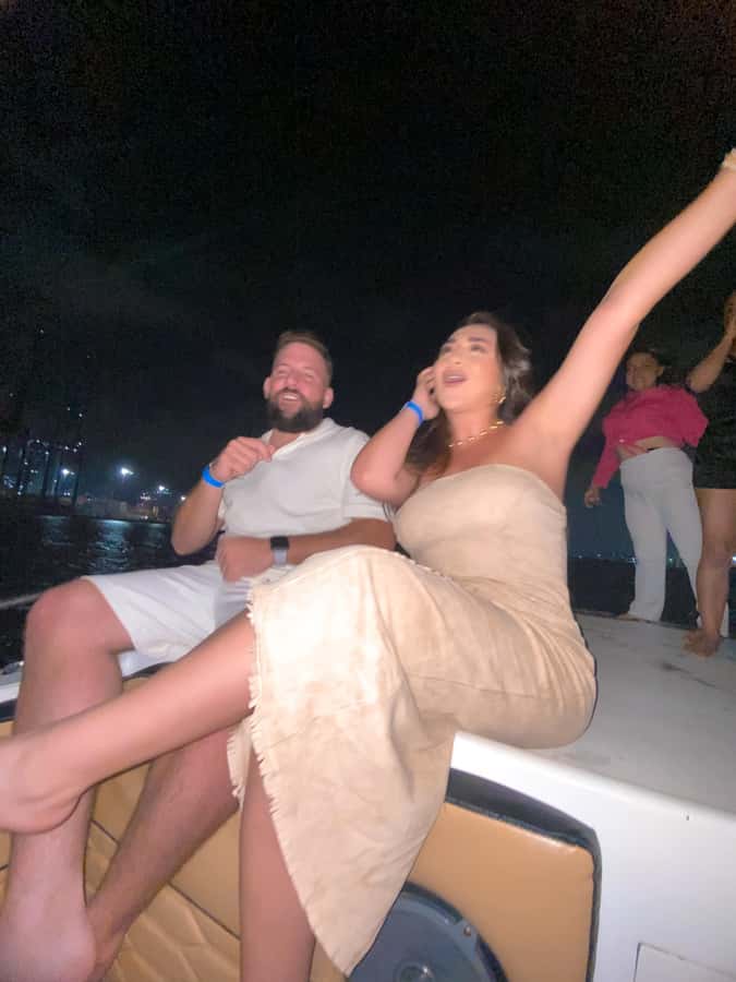 Cartagena: Speed Boat Party on the Bay with open bar - Open bar and what is included