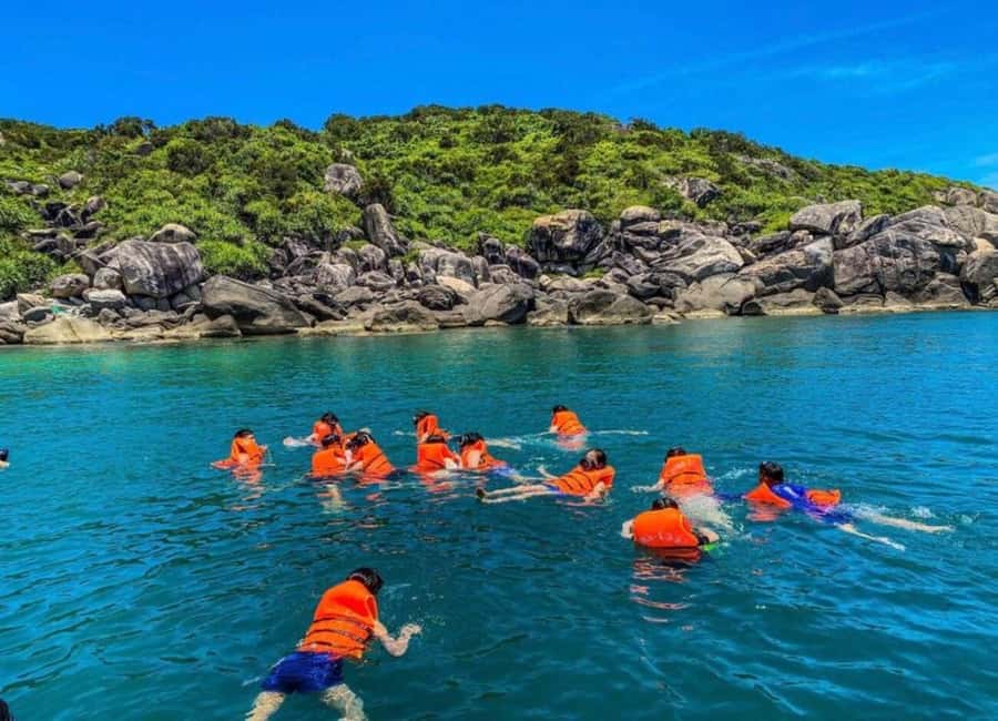 Cham Island: 1-Day Speedboat Trip with Snorkeling and Lunch - Leaving Hoi An for Cham Island