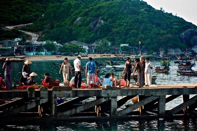 Cham Island Tour Snorkeling -Sunbathing - Nice Beach - Speedboat - Weather, crowds, and the best month to go
