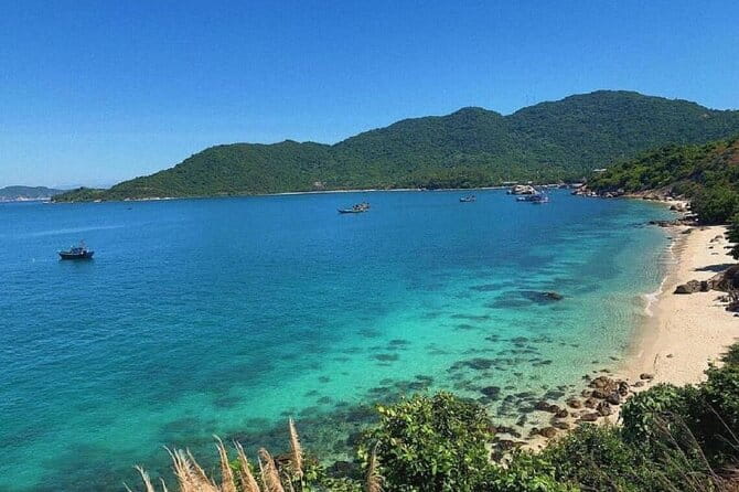 Cham Islands Snorkeling Trip by Speedboat from Hoi An/DaNang - The six-hour Cham Island plan