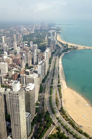 Chicago Seadog River & Lake Architectural Tour - Starting at Navy Pier