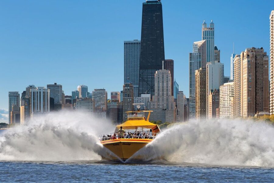 City Cruises Chicago: 75-min Speedboat Architecture Cruise - The guide matters more than the script