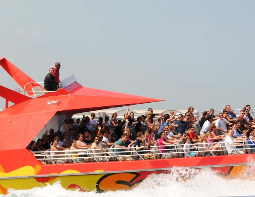 City Cruises Chicago: 75-min Speedboat Architecture Cruise - The Chicago River: buildings close enough to study
