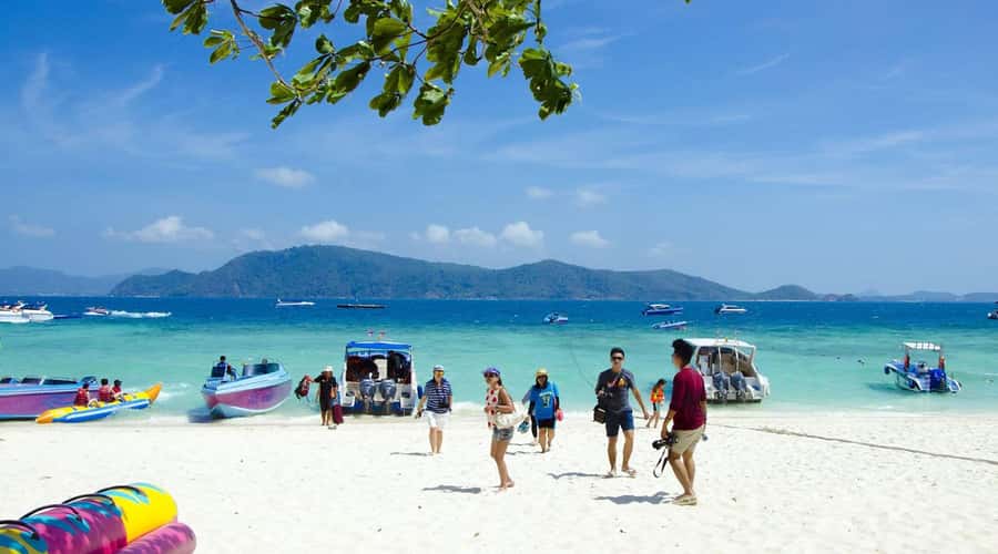 Coral and Racha Island Tour by Speed boat - Lunch at the beach and the value of free time