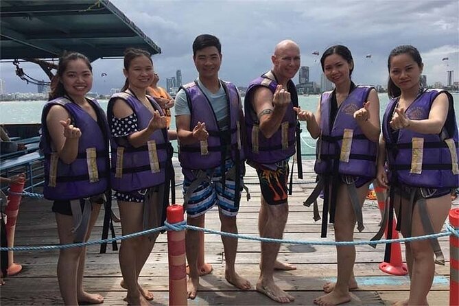 Coral Island speed boa-Parasailing and others activities choice - Thai lunch from noon to 1:00 p.m.