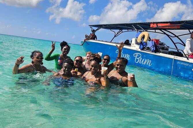 Cristal Speed boat, Snorkeling, Beach Tour & Lunch St Maarten - Crew service matters on a fast-moving day