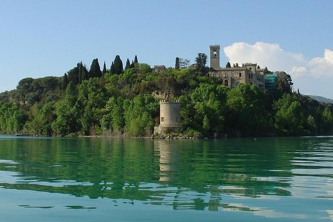 Day Trip: Speedboat Tour Of Lake Trasimeno With Lunch + Assisi Private Tour - Key points to know