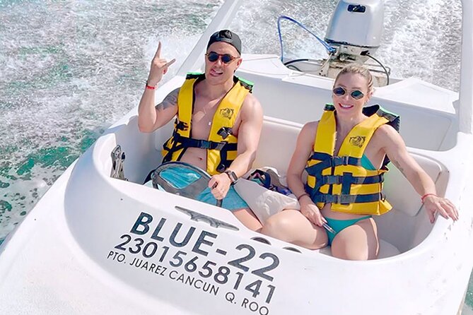 Drive an Speedboat at full speed at Cancun's Lagoon & Snorkeling - What to bring and what to clarify