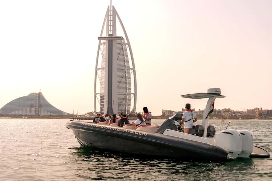 Dubai: 100-Min Speed Boat Tour, Atlantis & Burj Al Arab View - Why this boat tour works so well for a first look at Dubai