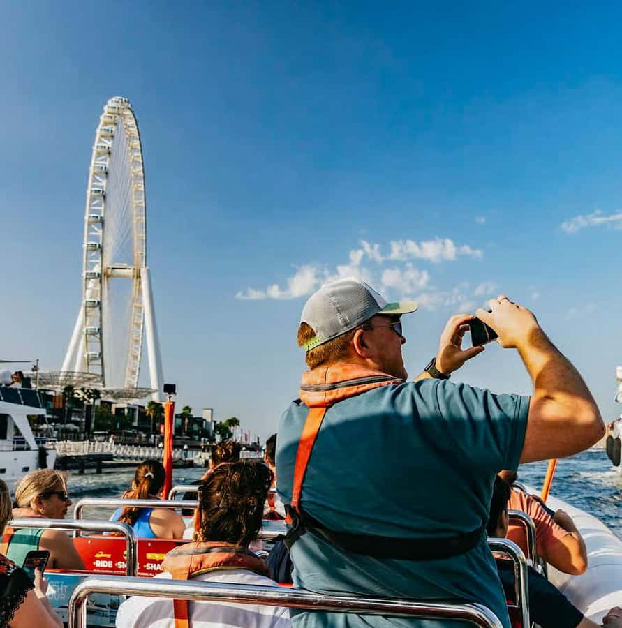 Dubai: Marina, Atlantis, Palm & Burj Al Arab Speedboat Tour - Palm Jumeirah and the open-water rush