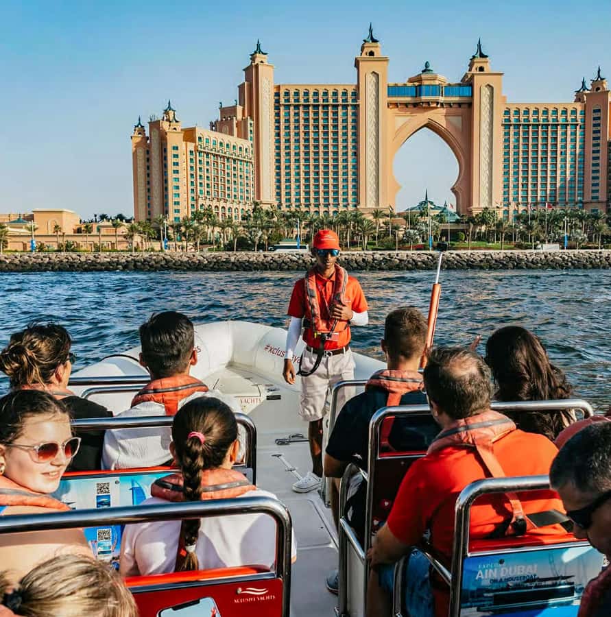Dubai: Marina, Atlantis, Palm & Burj Al Arab Speedboat Tour - Atlantis and the famous hotel views