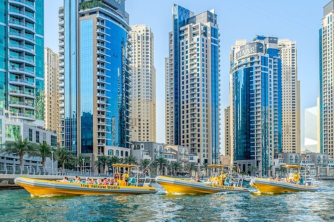 Dubai Marina Guided Sightseeing High-Speed Boat Tour - Group size, guides, and the human touch