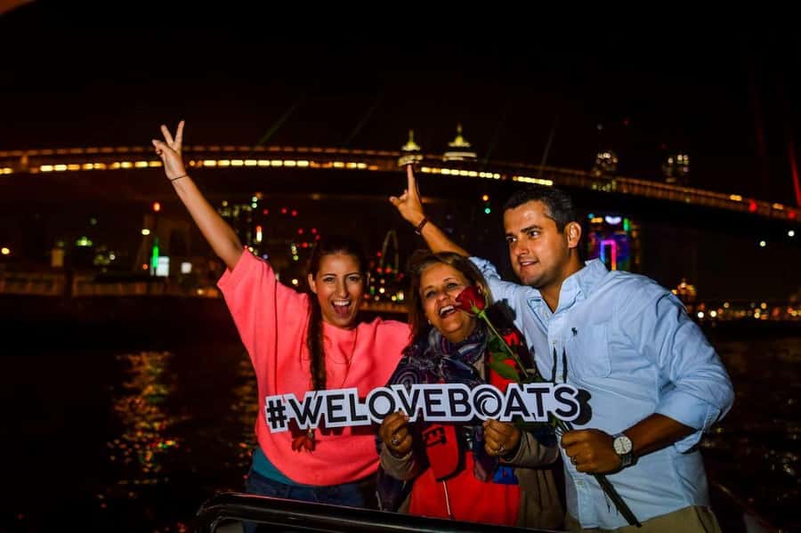 Dubai - New Year's Eve Fireworks show on a Speedboat - Cruising past Atlantis on Palm Jumeirah