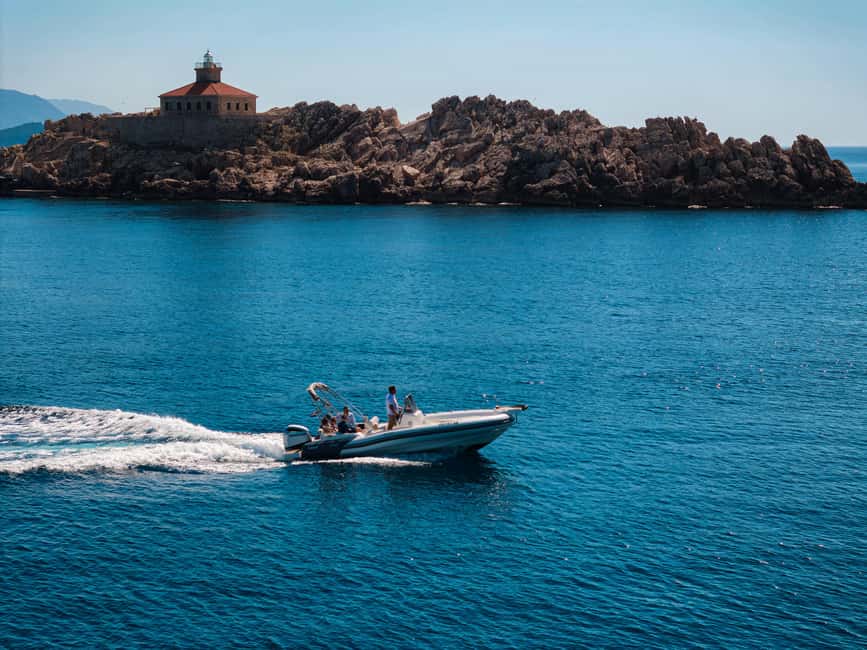 Dubrovnik: Elaphite Islands Private Speedboat Full-Day Tour - Sikirica Bay is made for a swim