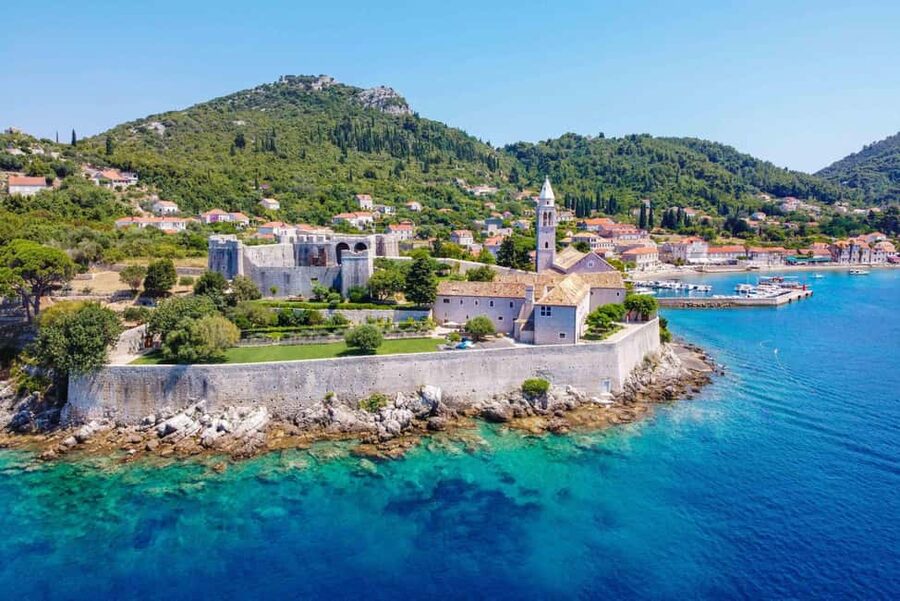 Dubrovnik:Elaphiti Islands and caves Private Speedboat Tour - Key points at a glance