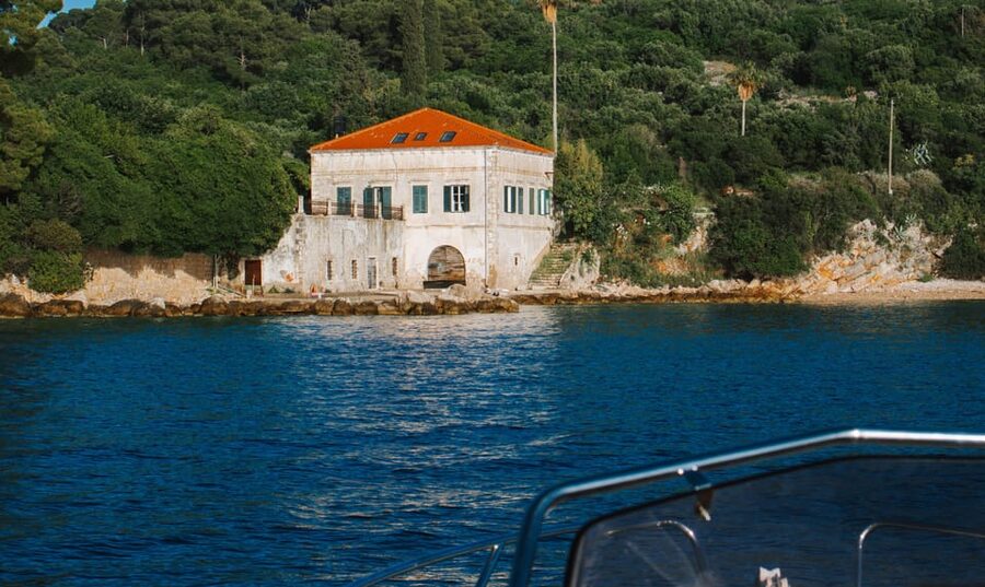 Dubrovnik:Elaphiti Islands and caves Private Speedboat Tour - Koločep and the cruise back to Dubrovnik