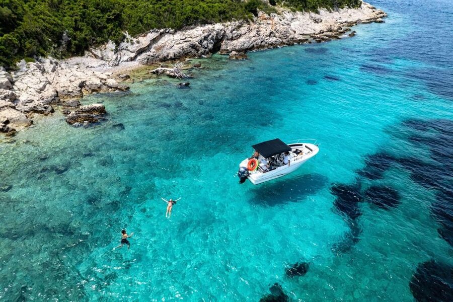 Dubrovnik: Elaphiti Islands Private Day Cruise by Speedboat - Who will enjoy this island cruise most