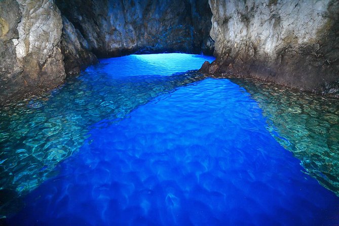 Dubrovnik Private Speed Boat Tour to the Islands - Boat comfort and what to check first