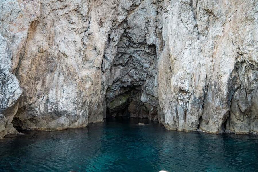 Dubrovnik: Private speedboat tour of Elafiti islands - Why Kolocep makes the best first stop