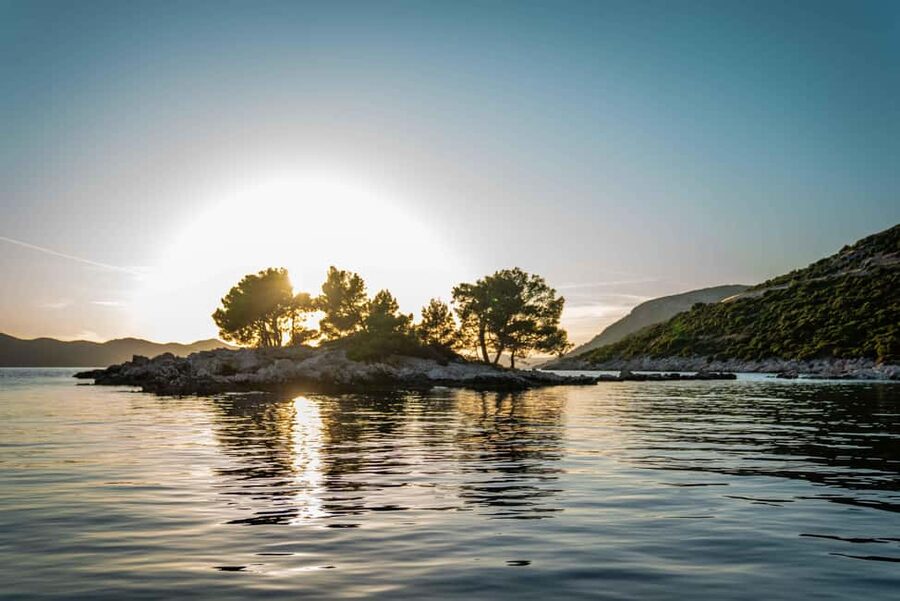 Dubrovnik: Private speedboat tour of Elafiti islands - A private boat changes the pace