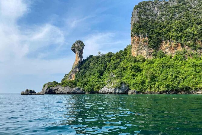 Early bird Krabi to Phi Phi islands + 4 Islands by Speedboat - Is $111.61 a fair price?