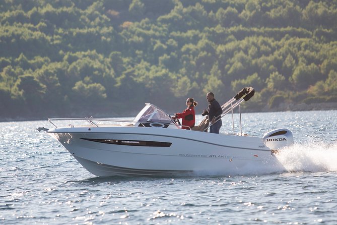 Elaphiti Islands 6 Hours Private Speedboat Tour - Kolocep: quiet paths and a famous cave