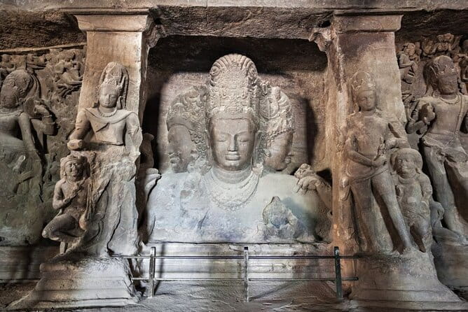 Elephanta Island Private Speedboat Tour from Mumbai - 6pax - Exploring Elephanta Caves with a guide