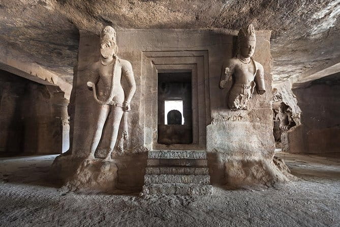Elephanta Island Private Speedboat Tour from Mumbai - 6pax - What the experience gets right