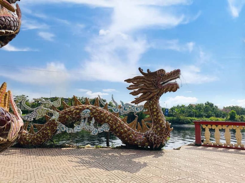 Enjoy Dragon Floating Temple Tour Vip & Premium Speed Boat - What the $88 price means