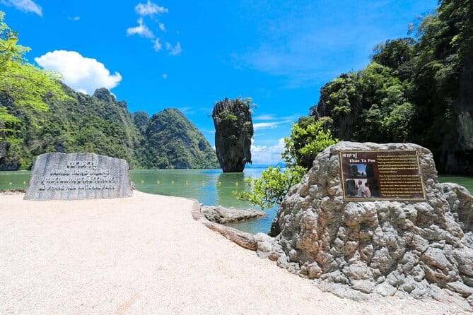 Exclusive Phi Phi, Maya Bay and Bamboo Island by Speed Boat - Pileh Lagoon, the best swim of the morning