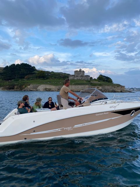 Falmouth Bay, Cornwall: Private Skippered Speed Boat Trip - Castles, estates, and shoreline history