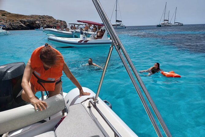 Favignana and Levanzo: Island tour by rib boat from Trapani - Crossing to Levanzo and Cala Faraglione