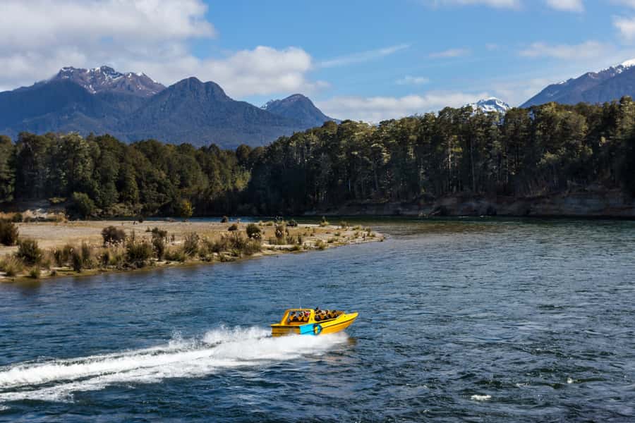 Fiordland: Jet Boat & Nature Walk Experience from Te Anau - A 15-minute walk through ancient beech forest