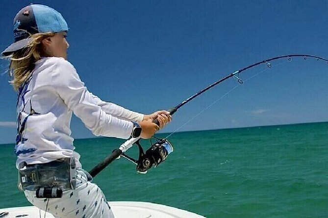 Fishing and Snorkelling by Speedboat Tour - Hurghada - Crew support and group size