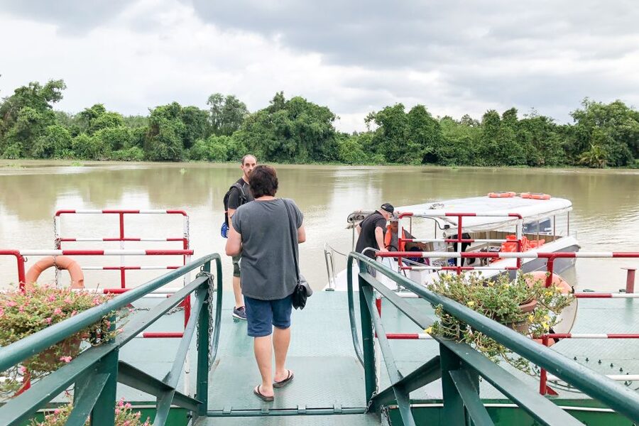 From Ho Chi Minh: Cu Chi Tunnels and VIP Speedboat Tour - Crawling through the underground passages