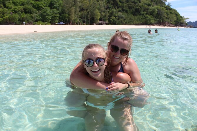 From Khao Lak : Full-Day Private Phi Phi Islands Speedboat Charter - What the private format is really worth