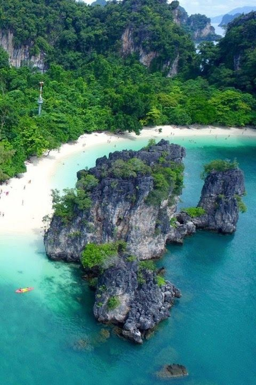 From Krabi: Hong Islands Day Trip by Speedboat with Lunch - The return ride past Daeng Island