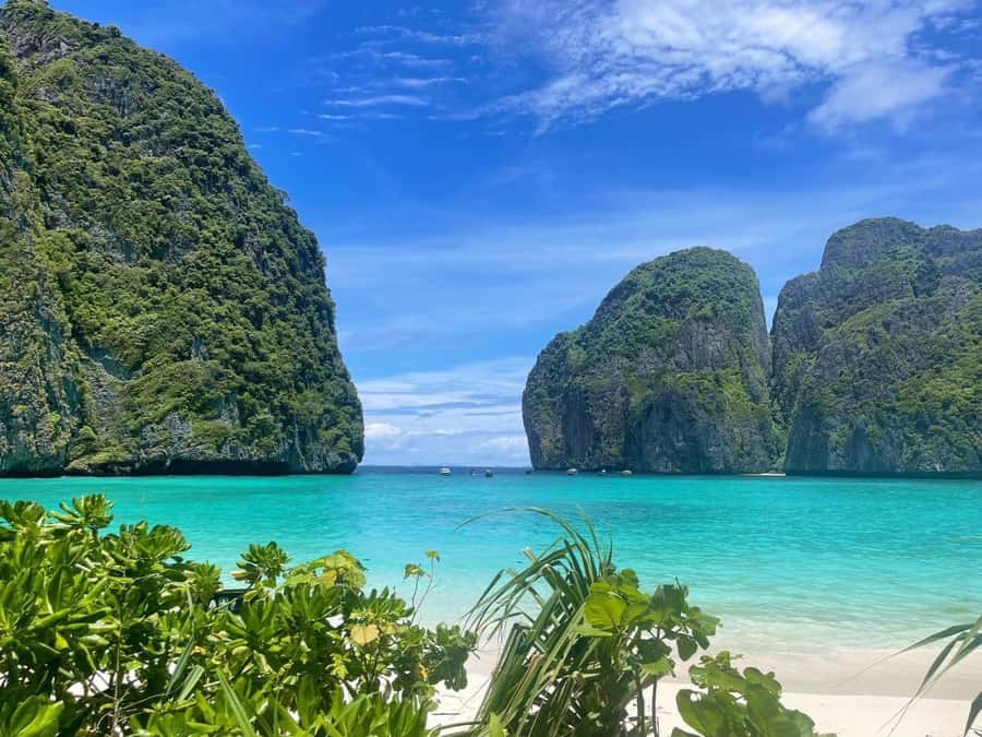 From Krabi: Phi Phi Early Bird & 4 Islands by Speedboat - The value of 85 dollars per person