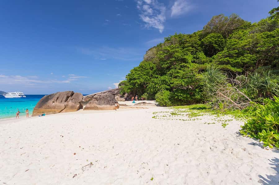 From Krabi: Similan Islands Snorkeling Trip by Speedboat - Snorkeling at Koh 7 and Koh 9