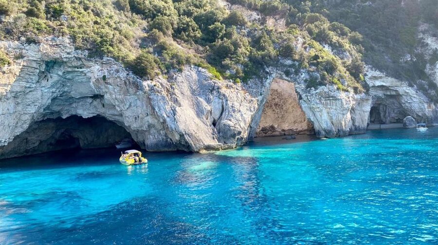 From Lefkimmi: Paxos, Antipaxos & Blue Caves Speedboat Tour - Should you book the Paxos and Antipaxos speedboat trip?