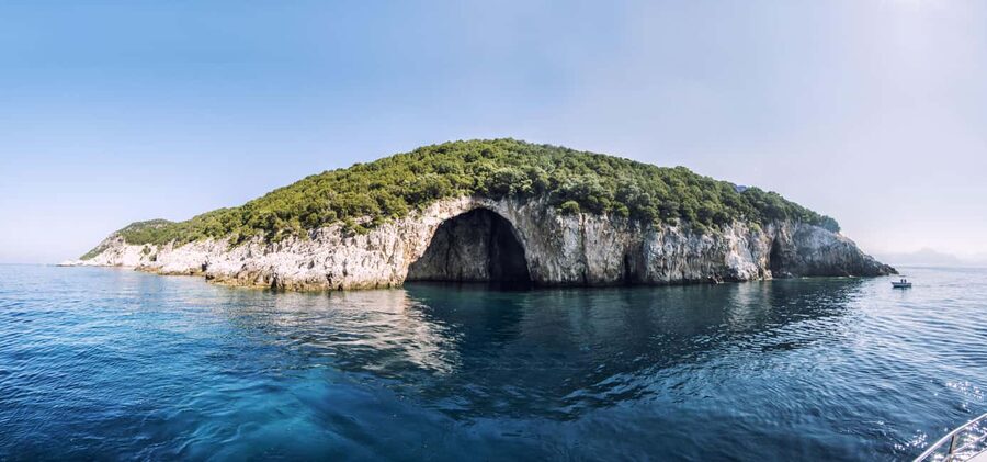 From Lefkimmi: Sivota,Blue Lagoon & Cave Cruise by Speedboat - Setting out from Lefkimmi Port