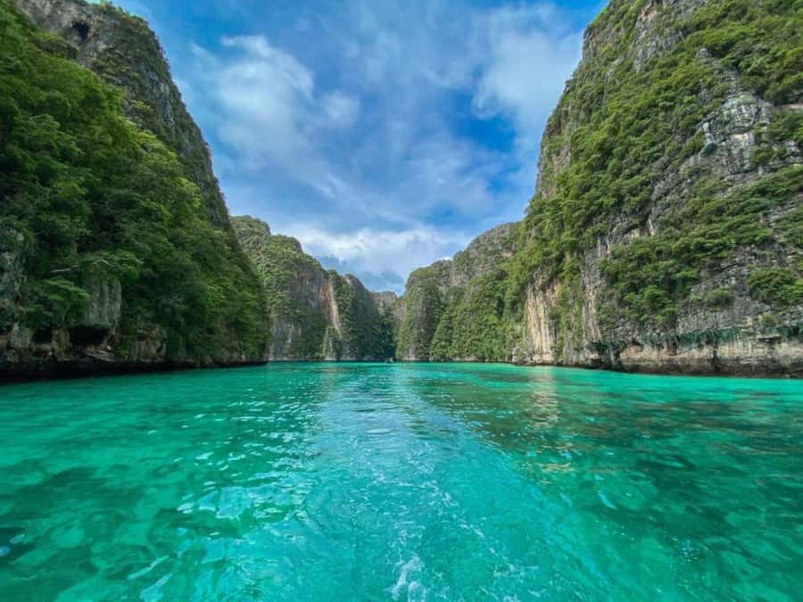 From Phi Phi Don:Sunset and Plankton Snorkeling by Speedboat - Who should book this Phi Phi speedboat trip