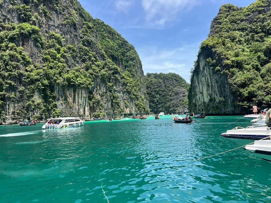From Phi Phi : One Day Trip by speedboat with Lunch - A full Phi Phi day from a central meeting point
