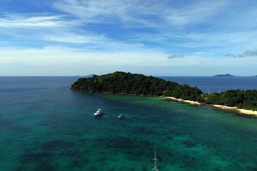 From Phuket: Phi Phi Island Private Full-Day Speedboat Trip - Leaving Phuket early for Bamboo Island