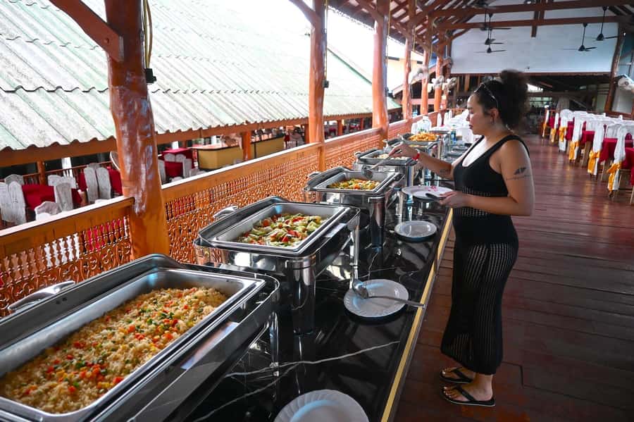 From Phuket: Premium Speedboat Tour to James Bond & Ko Panyi - The speedboat tradeoff: fast, useful, and sometimes cramped